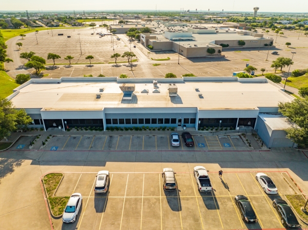 Listing Image #2 - Office for sale at 345 Owen Lane, Waco TX 76710