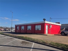Office property for sale in Chickasha, OK