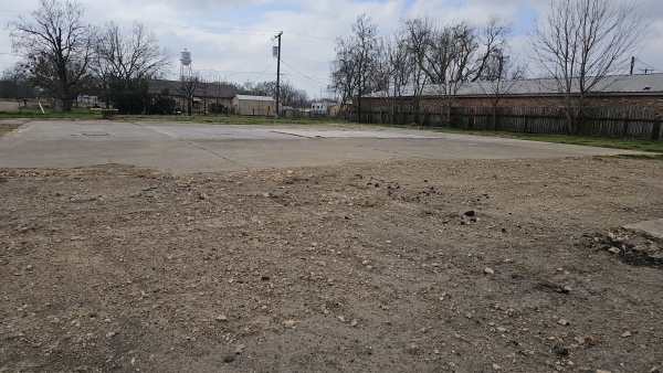 Listing Image #2 - Others for sale at 210 NE 2nd St, Kerens TX 75144