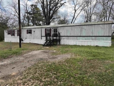 Listing Image #3 - Multi-family for sale at 988 N 2nd St, Timpson TX 75975