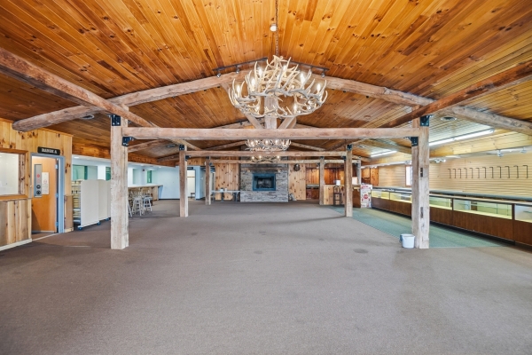 Listing Image #3 - Retail for sale at 309 E Leffel Lane, Springfield OH 45505