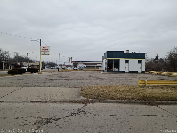 Listing Image #2 - Others for sale at 26886 Plymouth Rd., Redford Charter Township MI 48239