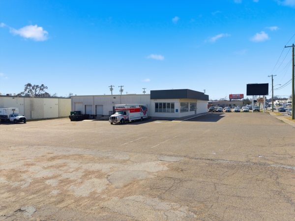 Listing Image #2 - Retail for sale at 1818 Franklin Ave, Waco TX 76701