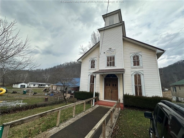 Listing Image #3 - Others for sale at 21541 S Calhoun Highway, Minnora WV 25268