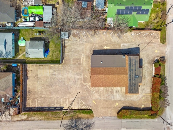 Listing Image #3 - Others for sale at 601 10th Street, Grand Prairie TX 75050