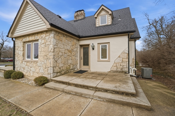 Listing Image #3 - Office for sale at 175 W. Franklin St., Centerville OH 45459