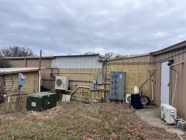 Listing Image #5 - Multi-Use for sale at 5268 S Highway 377, Kingston OK 73439