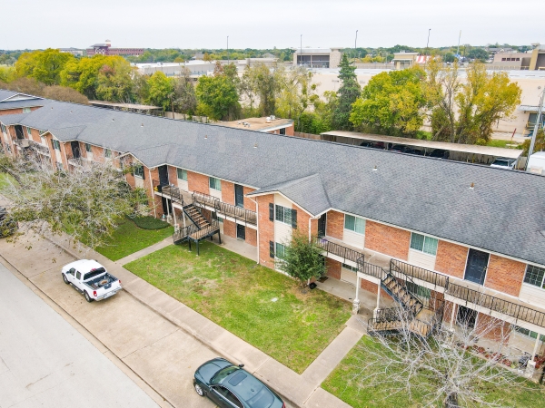 Listing Image #2 - Multi-family for sale at 1700 George Bush Dr, College Station TX 77840 Listing Image #2 - Multi-family for sale at 1700 George Bush Dr, College Station TX 77840