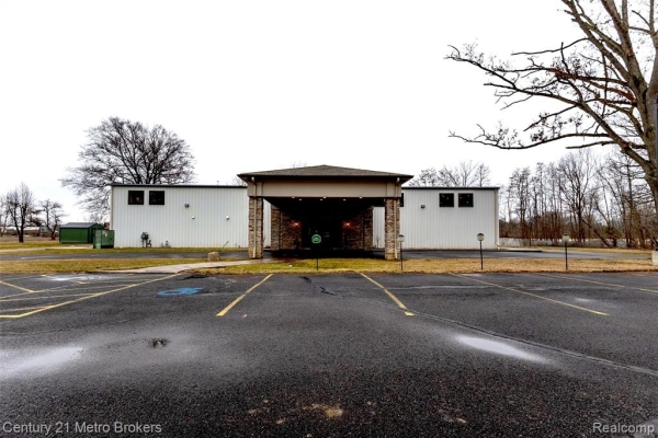 Listing Image #1 - Others for sale at 7256 E Court Street, Davison MI 48423