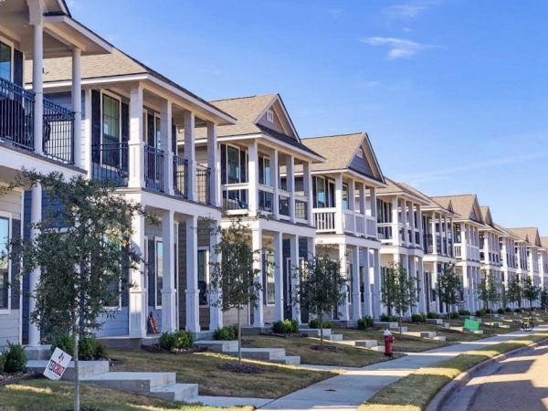 Listing Image #2 - Multi-family for sale at 304 Redmond Dr, College Station TX 77840 Listing Image #2 - Multi-family for sale at 304 Redmond Dr, College Station TX 77840