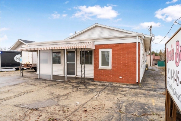 Listing Image #2 - Others for sale at 118 MAIN Street, LUXEMBURG WI 54217