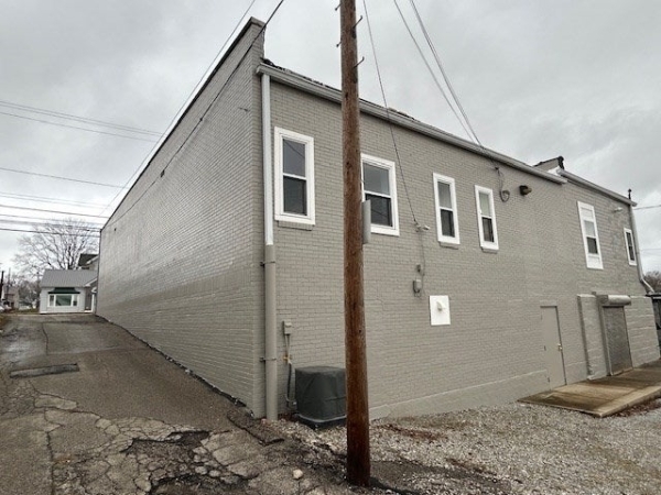 Listing Image #2 - Others for sale at 703 Cottage St, Ashland OH 44805