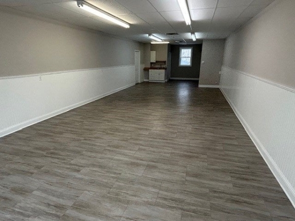 Listing Image #3 - Others for sale at 703 Cottage St, Ashland OH 44805