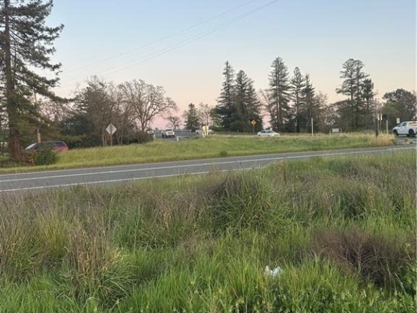 Listing Image #3 - Retail for sale at 705 Shiloh, Wnd CA 95492