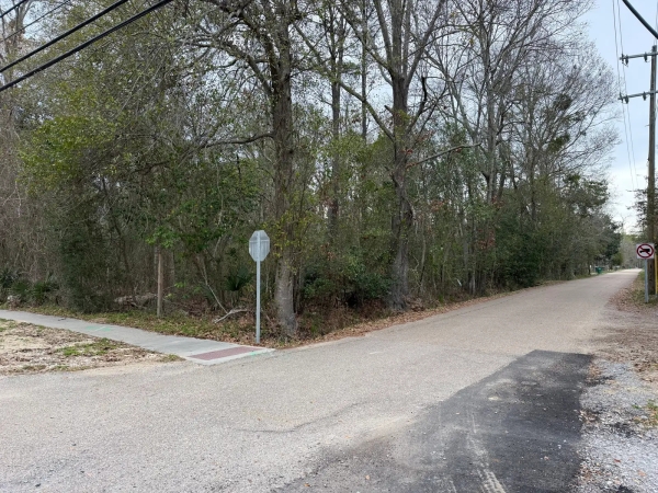 Listing Image #2 - Land for sale at 3233 Monroe Street, Mandeville LA 70448 Listing Image #2 - Land for sale at 3233 Monroe Street, Mandeville LA 70448