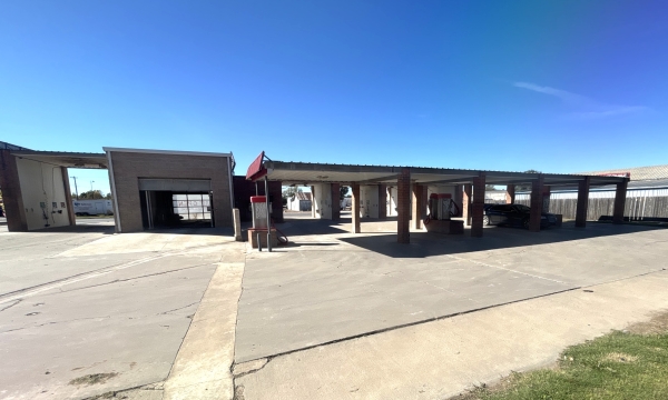 Listing Image #3 - Others for sale at 713 S. Ash St, Perryton TX 79070