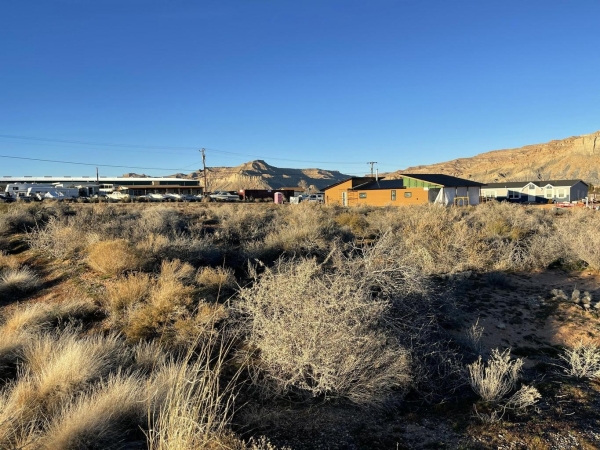 Listing Image #2 - Land for sale at 1020 S Independence Way, Big Water UT 84741