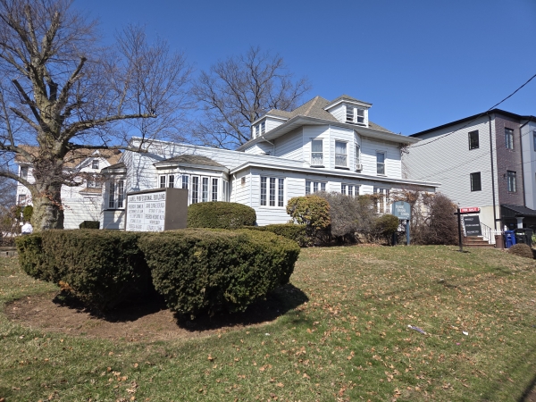 Listing Image #3 - Office for sale at 683 Kearny Ave, Kearny NJ 07032