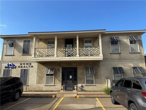 Listing Image #2 - Others for sale at 1170 W Causeway Approach, Mandeville LA 70471