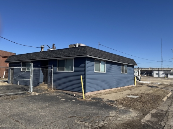 Listing Image #3 - Industrial for sale at 1912 23rd Avenue, Rockford IL 61104