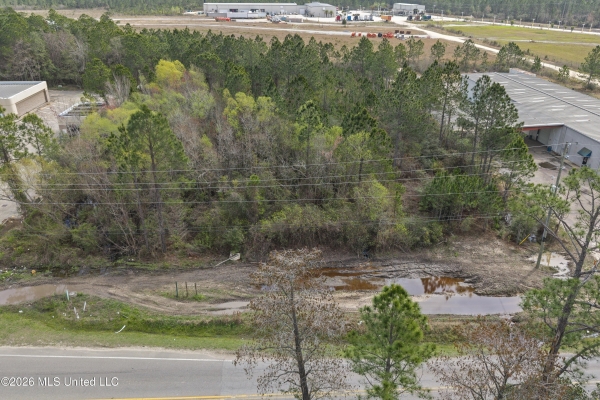 Listing Image #2 - Others for sale at 9252 Canal Road, Gulfport MS 39503