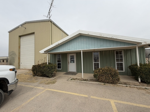 Listing Image #1 - Industrial for sale at 4909, 4911, 4915 South County Road 1303, Odessa TX 79765 Listing Image #1 - Industrial for sale at 4909, 4911, 4915 South County Road 1303, Odessa TX 79765