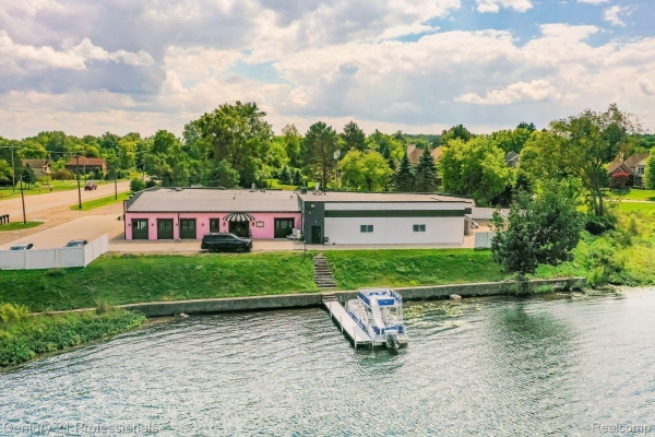 Listing Image #3 - Others for sale at 9861 DIXIE HIWY, Clarkston MI 48348