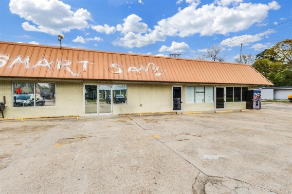 Listing Image #2 - Others for sale at 173 Duperior Avenue, New Iberia LA 70563