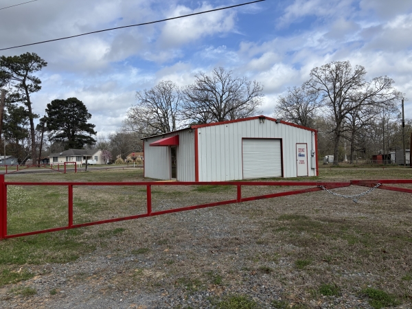 Listing Image #1 - Others for sale at 13510 New Boston, Hooks TX 75561