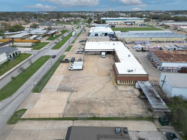 Listing Image #2 - Industrial for sale at 910 W Kearney Street, Mesquite TX 75149