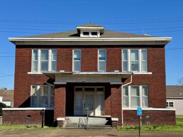 Listing Image #1 - Office for sale at 158 E College Ave, Holly Springs TN 38635 Listing Image #1 - Office for sale at 158 E College Ave, Holly Springs TN 38635