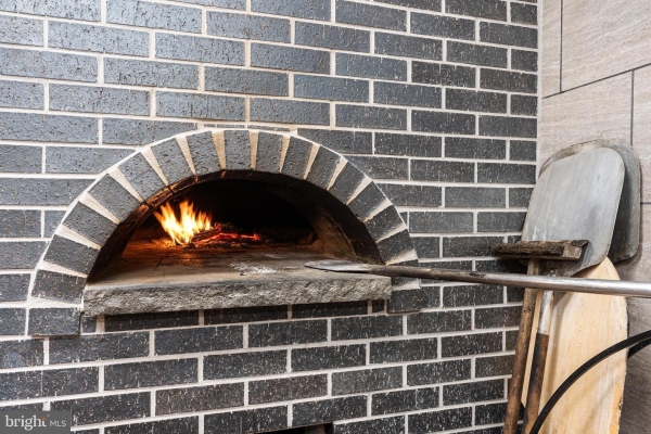 Listing Image #2 - Others for sale at 1301 W. Moyamensing Avenue, Philadelphia PA 19148