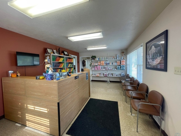 Listing Image #3 - Others for sale at 3419 Old Lakeport Road, Sioux City IA 51106