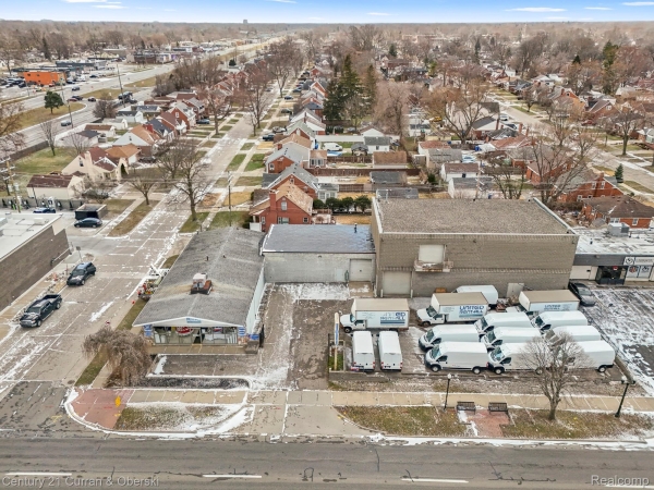 Listing Image #2 - Others for sale at 24101 W Warren Street, Dearborn Heights MI 48127