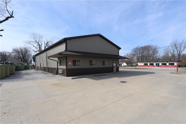 Listing Image #2 - Others for sale at 3121 Marshall Ave, Mattoon IL 61938