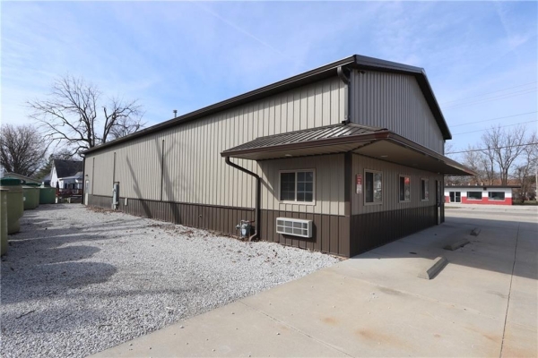 Listing Image #3 - Others for sale at 3121 Marshall Ave, Mattoon IL 61938