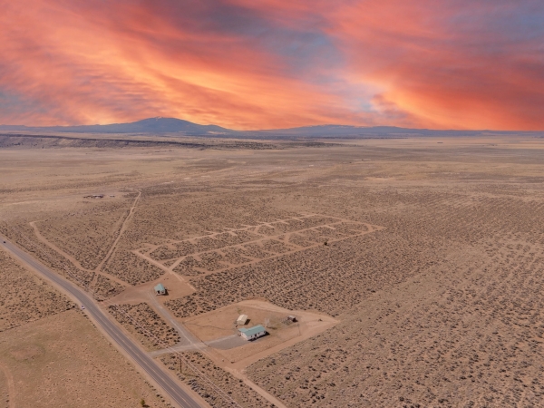 Listing Image #3 - Others for sale at 53476 Arrow Gap Rd., Silver Lake Rd. OR 97638 Listing Image #3 - Others for sale at 53476 Arrow Gap Rd., Silver Lake Rd. OR 97638