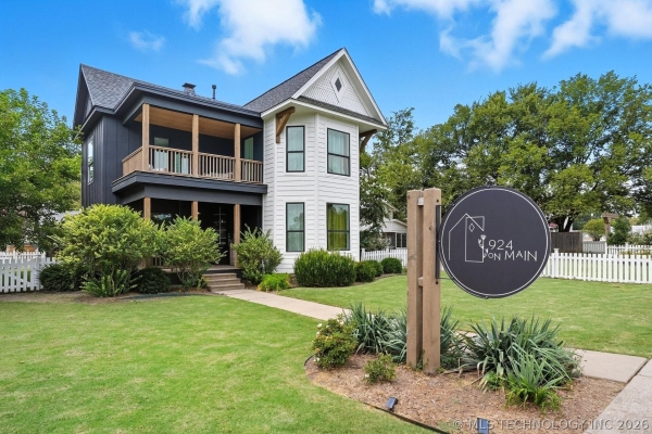 Listing Image #1 - Others for sale at 924 S Main Street, Broken Arrow OK 74012