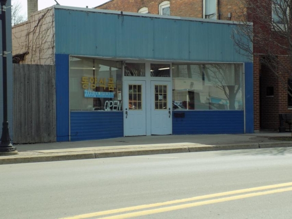 Listing Image #1 - Retail for sale at 117 E Ferry St, Berrien Springs MI 49103