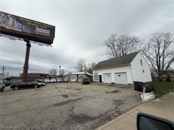 Listing Image #2 - Others for sale at 3345 Youngstown Se Road, Warren OH 44484