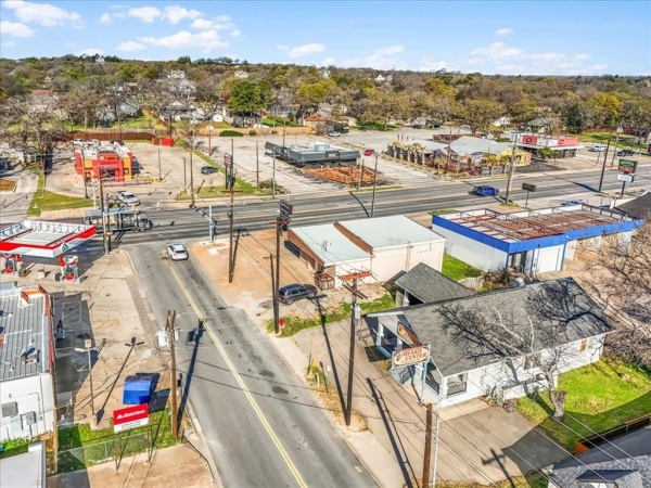 Listing Image #1 - Others for sale at 105 Eureka Street, Weatherford TX 76086