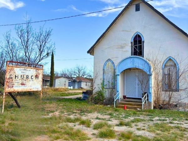 Listing Image #1 - Others for sale at 509 Amistad Street, Sonora TX 76950