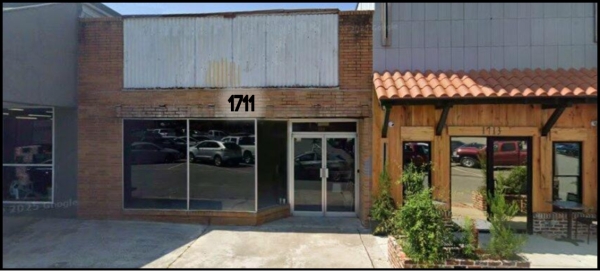 Listing Image #1 - Retail for sale at 1711 Watson Boulevard, Warner Robins GA 31093