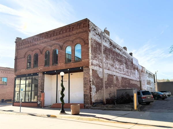 Listing Image #3 - Others for sale at 501 Pearl Street, Sioux City IA 51101