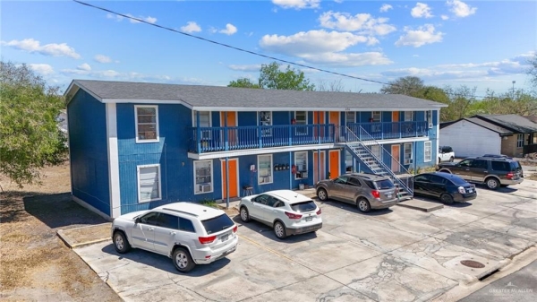 Listing Image #2 - Multi-family for sale at 604 Villa Maria Blvd, Brownsville TX 78520