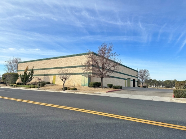 Listing Image #2 - Industrial for sale at 235 E Avenue K-10, Lancaster CA 93535