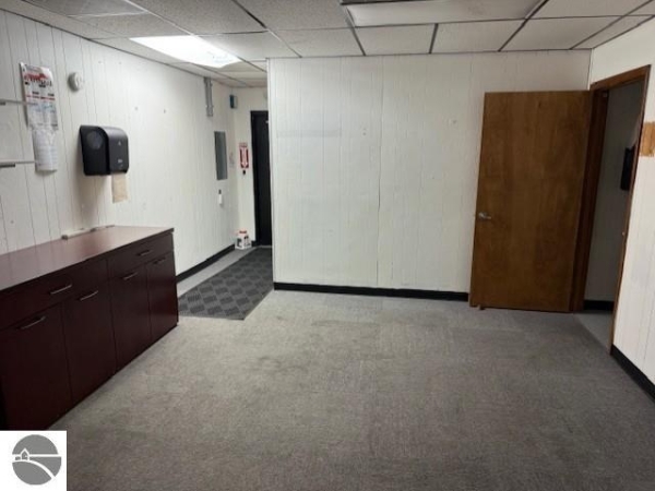 Listing Image #3 - Retail for sale at 217 N State, Alma MI 48801