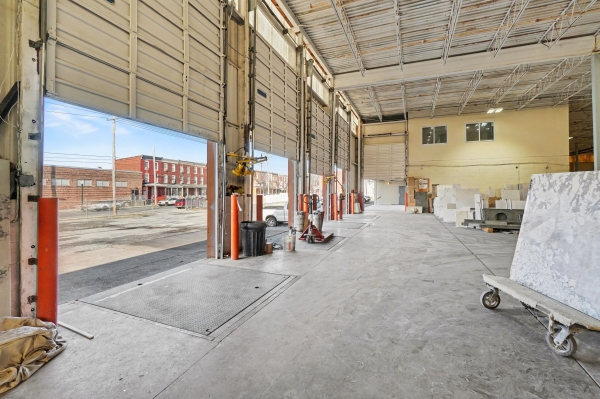Listing Image #2 - Industrial for sale at 101 S 17th St, Harrisburg PA 17104