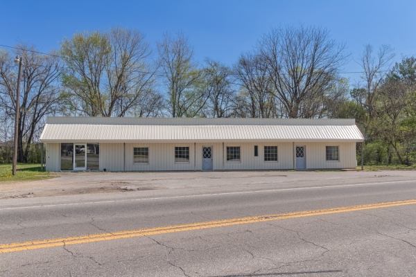 Listing Image #1 - Others for sale at 2506 Buffalo Rd, Lawrenceburg TN 38464