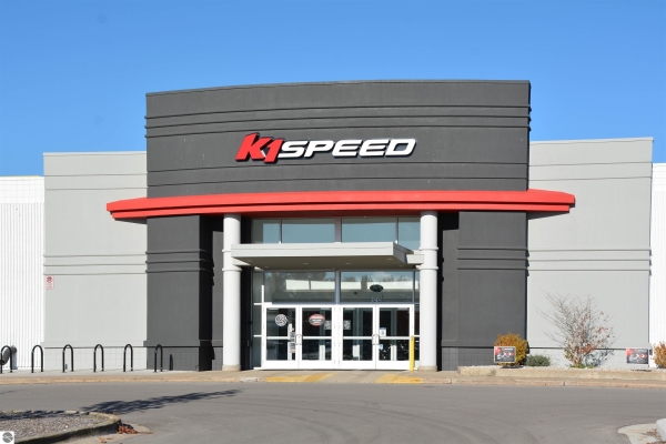 Listing Image #3 - Retail for sale at 1212 W South Airport Road, Traverse City MI 49686